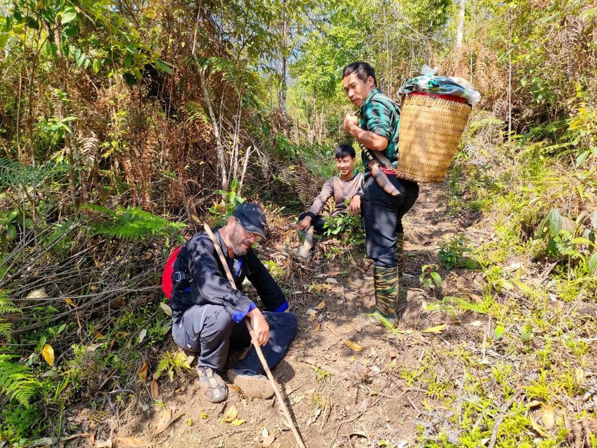 Indigenous Homestay- Trek- Food- Bus Mu Cang Chai Zewnętrze zdjęcie
