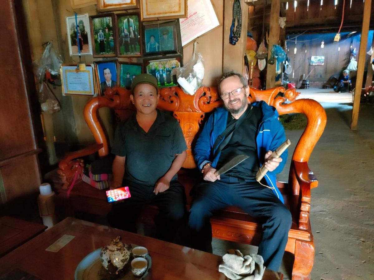 Indigenous Homestay- Trek- Food- Bus Mu Cang Chai Zewnętrze zdjęcie