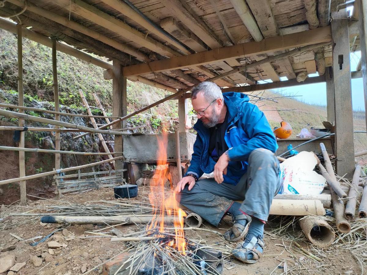Indigenous Homestay- Trek- Food- Bus Mu Cang Chai Zewnętrze zdjęcie