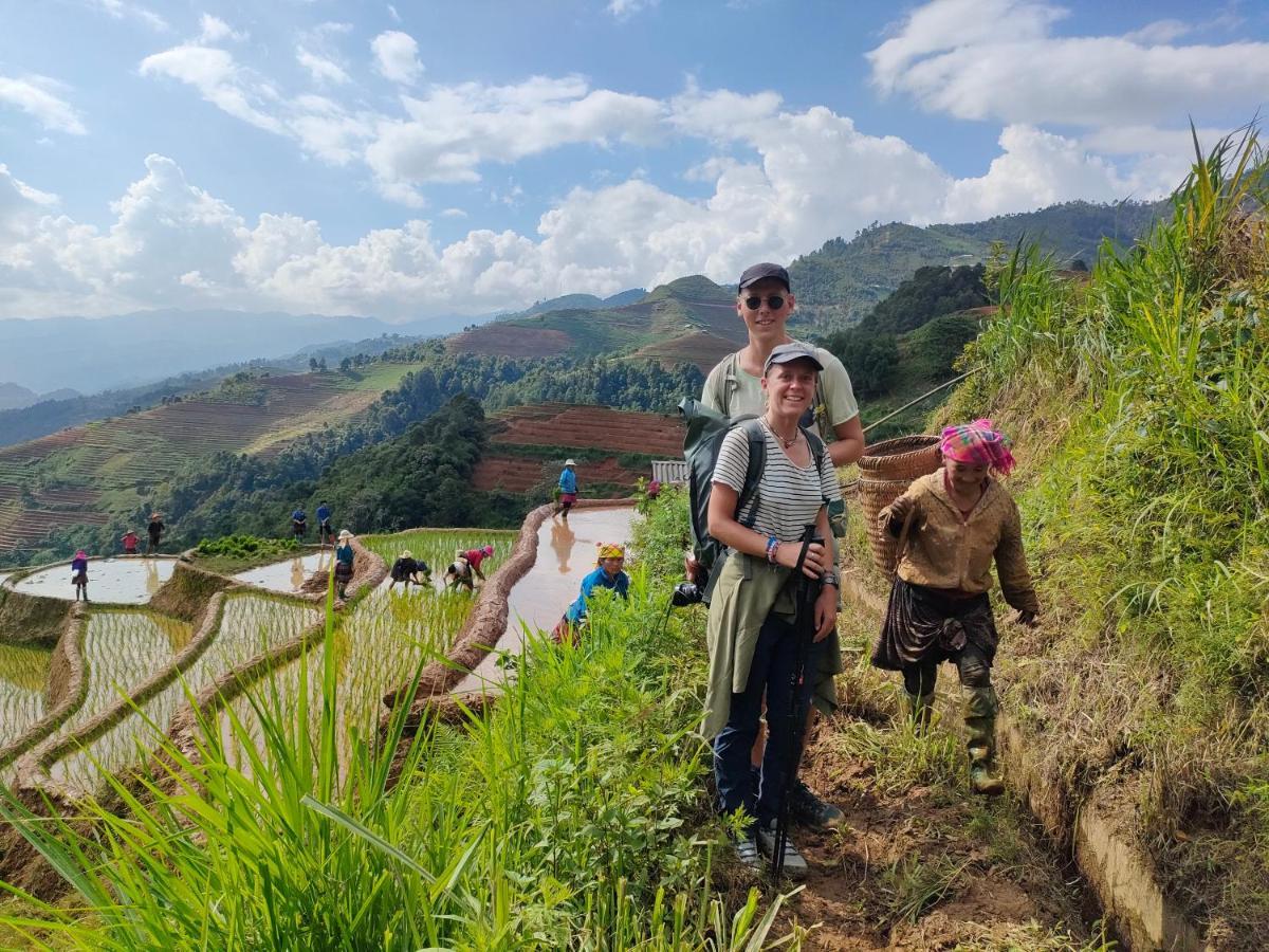Indigenous Homestay- Trek- Food- Bus Mu Cang Chai Zewnętrze zdjęcie