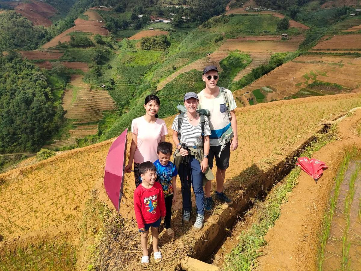 Indigenous Homestay- Trek- Food- Bus Mu Cang Chai Zewnętrze zdjęcie