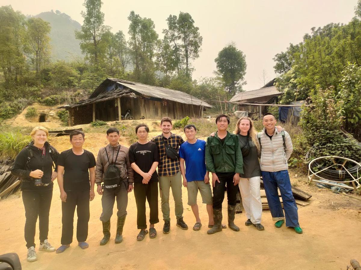 Indigenous Homestay- Trek- Food- Bus Mu Cang Chai Zewnętrze zdjęcie