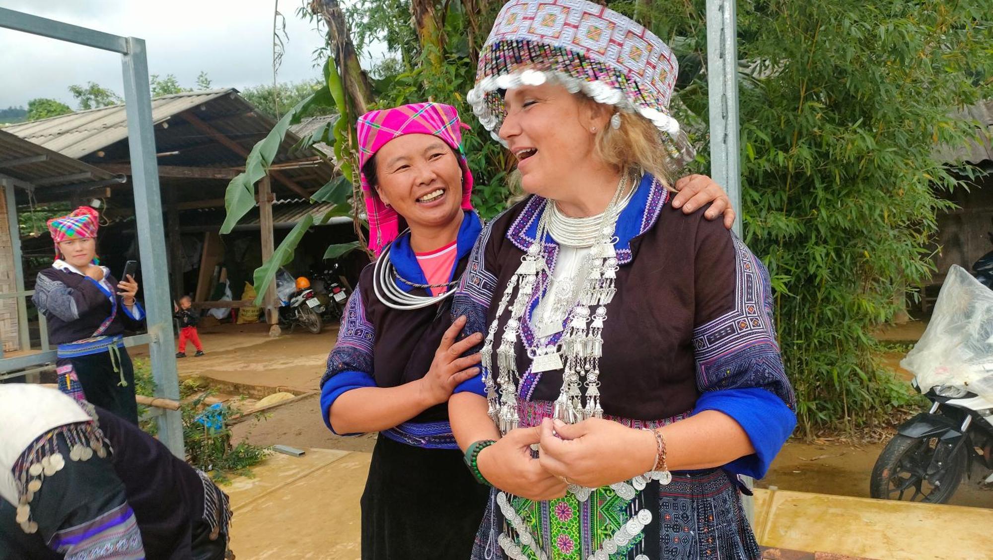 Indigenous Homestay- Trek- Food- Bus Mu Cang Chai Zewnętrze zdjęcie