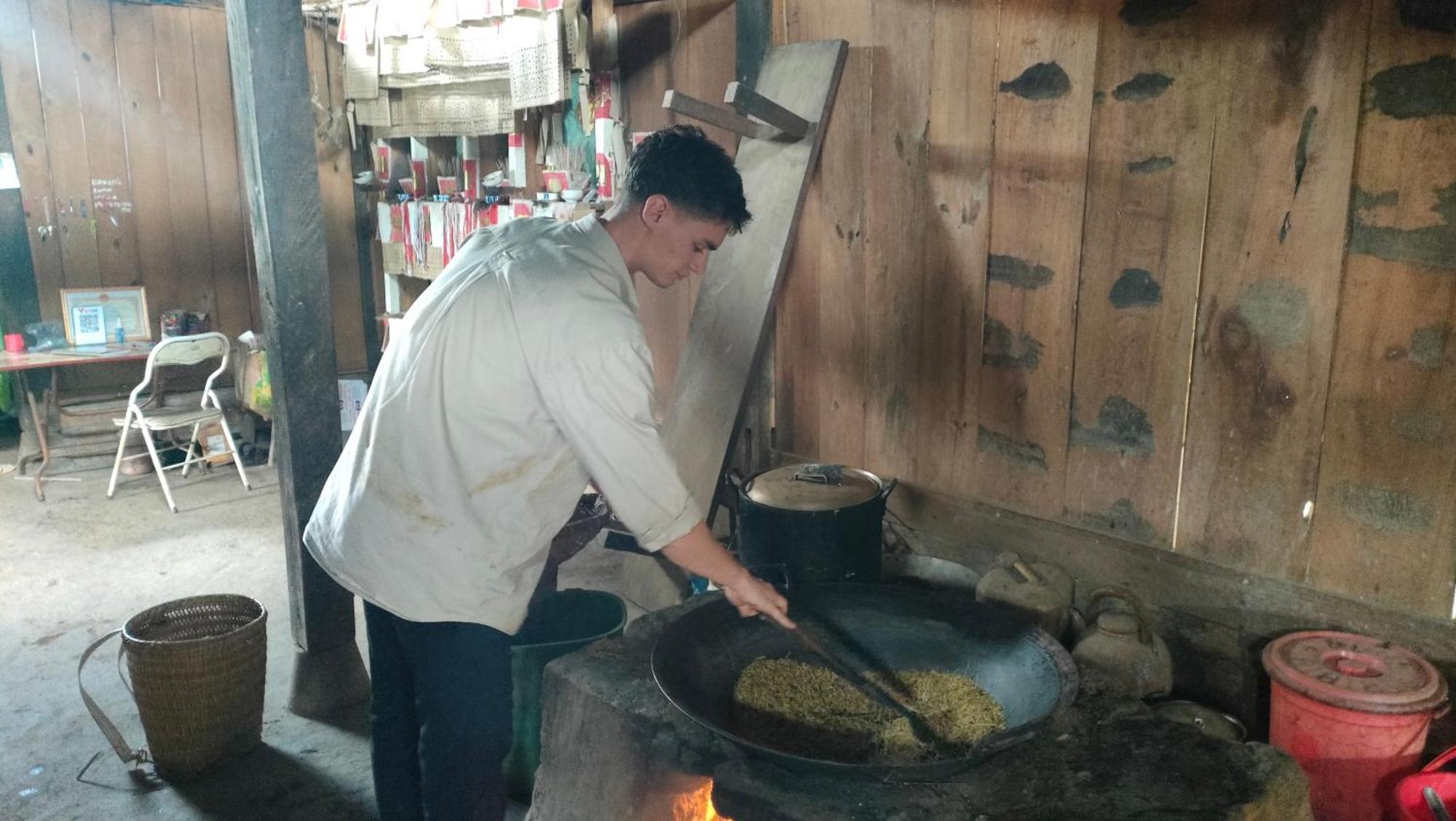 Indigenous Homestay- Trek- Food- Bus Mu Cang Chai Zewnętrze zdjęcie